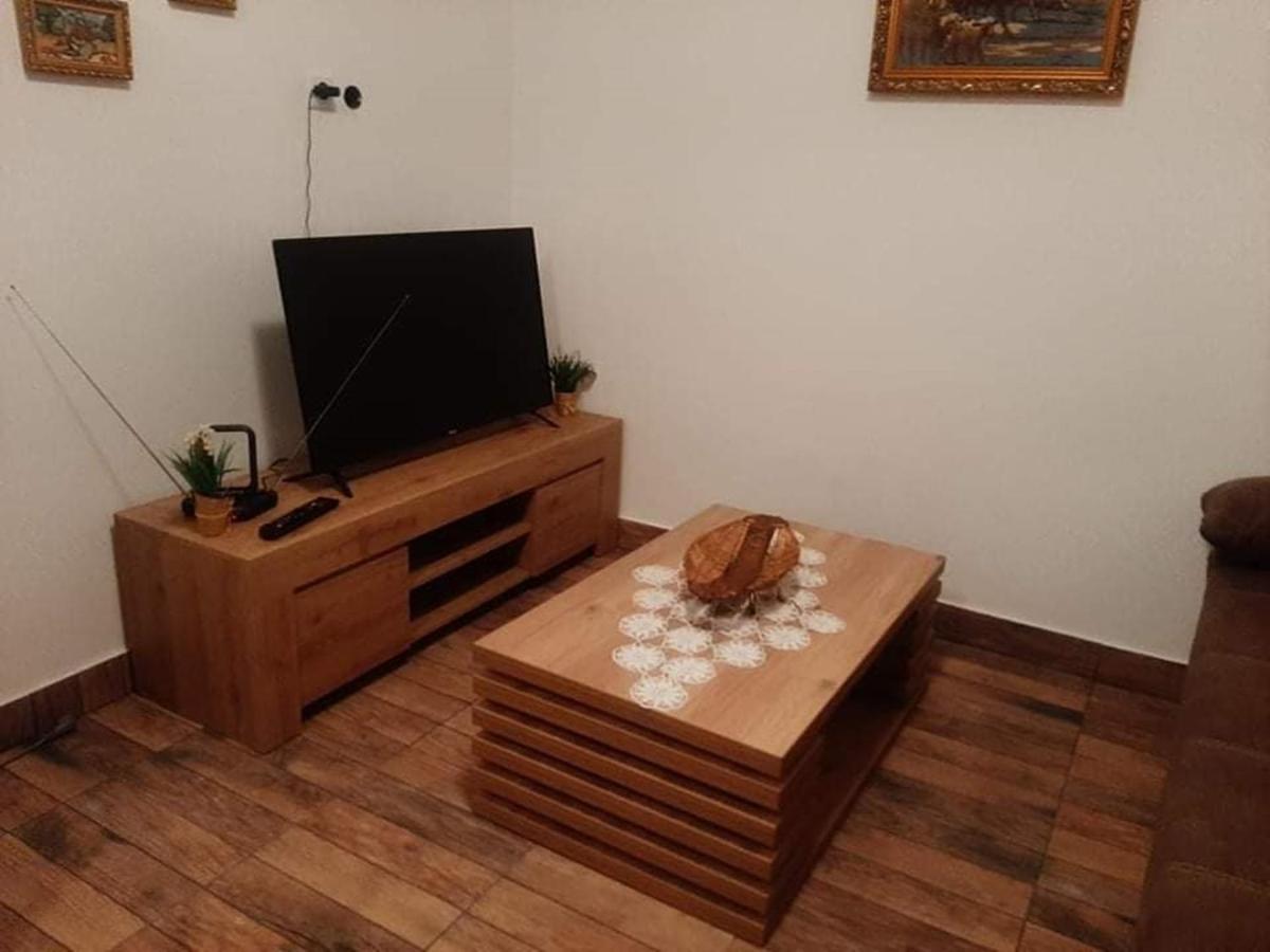 Ruralna Kuca Za Odmor Viktorija Villa Caglin Dış mekan fotoğraf